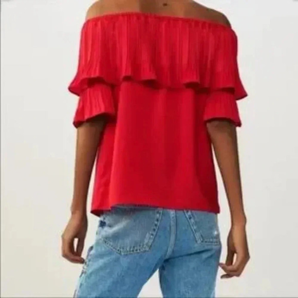 MAJE Locao Off the Shoulder Ruffle Top Size 1 Small Red Boho Satin Festival READ - Picture 2 of 15